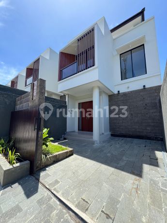 Rumah Siap Huni - Lokasi Sangat Strategis Dekat Citraland Denpasar & Waterpark Denpasar Bali Rumah Siap Huni - Lokasi Sangat Strategis Dekat Citraland Denpasar & Waterpark Denpasar Bali