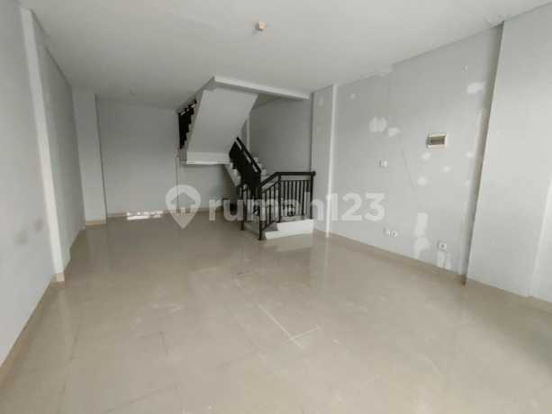 Dijual Ruko 3 Lantai Siap Pakai Daerah Cibaduyut Bandung