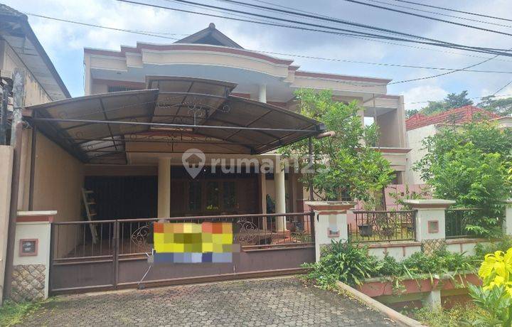 Rumah Mewah Di Villa Aster Srondol Asri Semarang