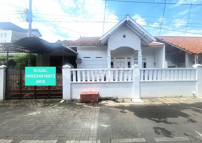 Rumah Tengah Kota di Jl Blimbing Raya Peterongan Semarang Selatan
