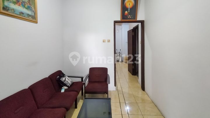 Dijual Rumah 2 Lantai Nyaman dan Asri Siap Huni Lokasi di Komplek Cipta Graha Raya Bandung