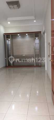 Neat, Move-In Ready House in Pabuaran Residence Cimone, Tangerang Neat, Move-In Ready House in Pabuaran Residence Cimone, Tangerang