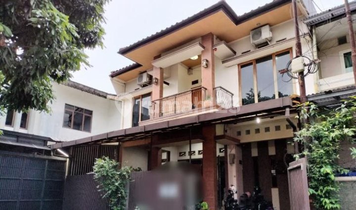 Rumah Full Furnish 2 Lantai Komplek Muara Dekat Tegalega Rumah Full Furnish 2 Lantai Komplek Muara Dekat Tegalega