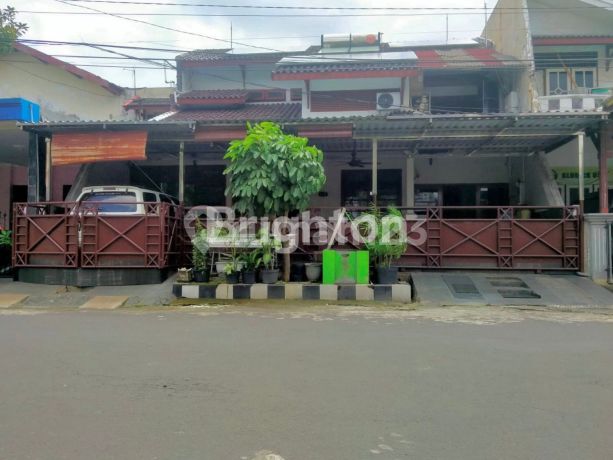 RUMAH WISMA MENANGGAL GAYUNGAN LOKASI STRATEGIS DEKAT BANDARA DAN TOL 
