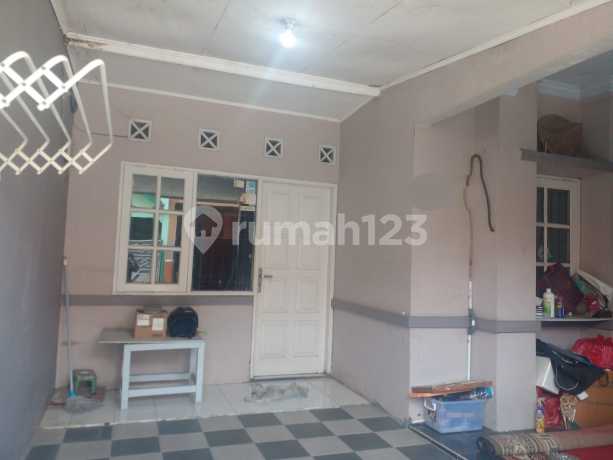 Hunian Minimalis Bagus Siap Ditempati Puri Krakatau Hijau Hunian Minimalis Bagus Siap Ditempati Puri Krakatau Hijau