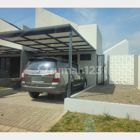 Rumah 2 Lantai Posisi Hook dengan Interior Premium di Perum Pondok Permata Suci Cluster Discovery Barat Gresik Rumah 2 Lantai Posisi Hook dengan Interior Premium di Perum Pondok Permata Suci Cluster Discovery Barat Gresik