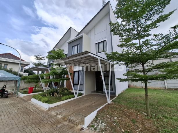 Ready-to-Occupy 2-Story House Near East Toll Road and LRT Jatimulya, SHM. Ready-to-Occupy 2-Story House Near East Toll Road and LRT Jatimulya, SHM.