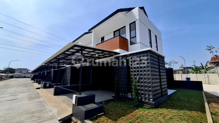 Rumah 2 Lantai 3 Kamar Strategis Dekat Tol dan Stasiun Surat SHM