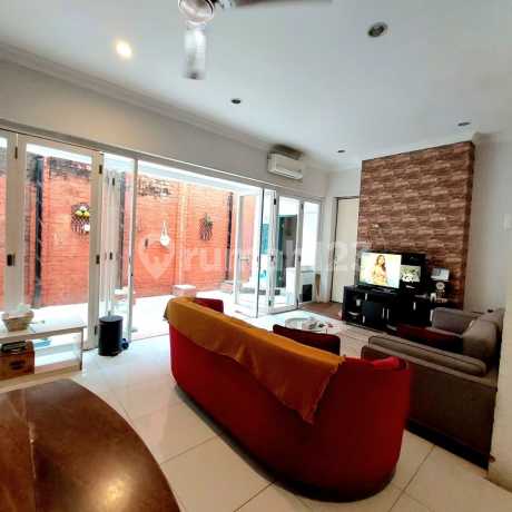 Rumah Hook Cantik Siap Huni Luas 168 di Emerald Bintaro Jaya