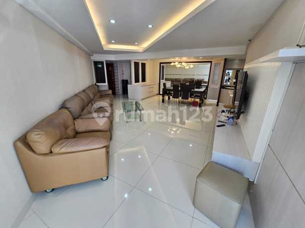 Disewakan Taman Anggrek 3bedroom Bagus