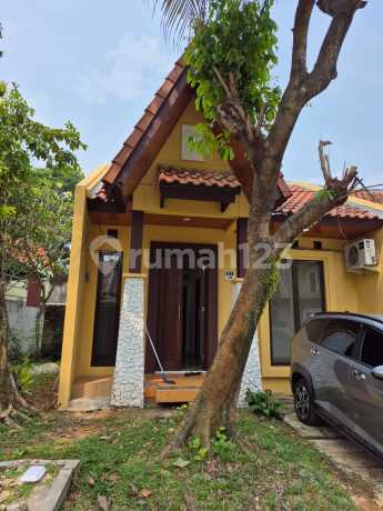 Rumah Mungil Dan Asri Dalam Cluster Yang Tenang Di Sawangan Depok. Rumah Mungil Dan Asri Dalam Cluster Yang Tenang Di Sawangan Depok.