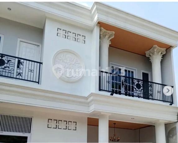 New House With Pool In Megapolitan Cinere Estate Complex.