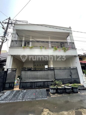 Dijual Rumah di Komplek Pondok Bambu Asri Jaktim Dijual Rumah di Komplek Pondok Bambu Asri Jaktim