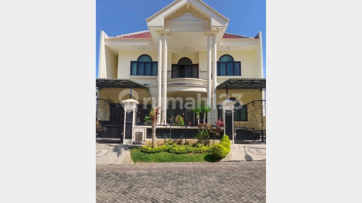 Murah Rumah di Villa Royal, Dkt Pakuwon City Mall Surabaya Murah Rumah di Villa Royal, Dkt Pakuwon City Mall Surabaya
