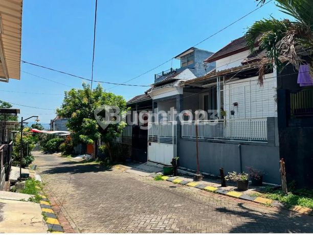 RUMAH DI NEW VILLA BUKIT SENGKALING MALANG RUMAH DI NEW VILLA BUKIT SENGKALING MALANG