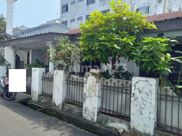 Old House for Sale by Owner in BPKP Complex Rawasari Cempaka Putih Jakarta