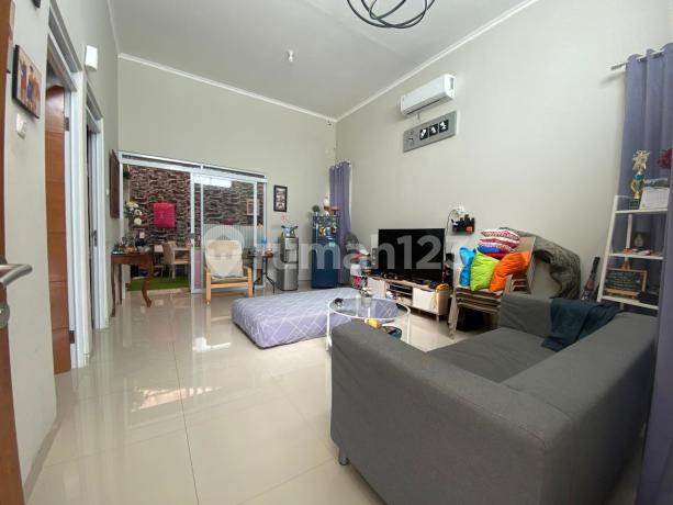 Rumah Cantik Luas di Komplek Padasuka Park