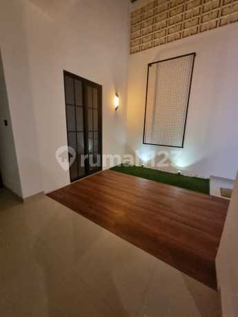 Minimalist House in Bumi Asri Mekar Rahayu