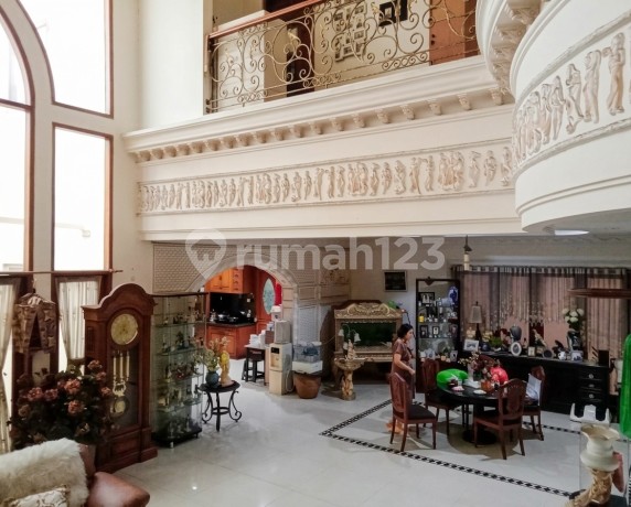 Apartemen Pantai Mutiara Tower Enggano Semi Furnished Murah