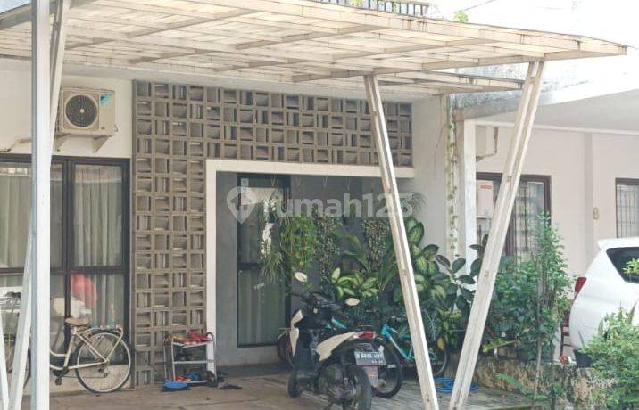 Rumah Bagus 2 Lantai Dan Siap Huni di Bale Perigi Pondok Aren