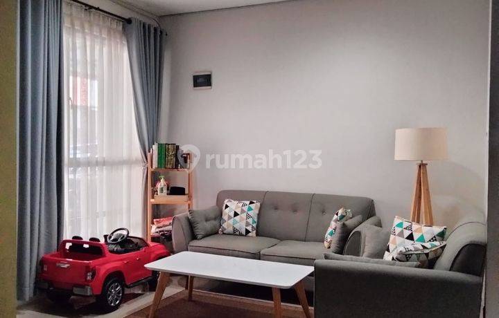Rumah Bagus 2 Lantai di Bale Perigi Pondok Aren. Tangerang Selatan