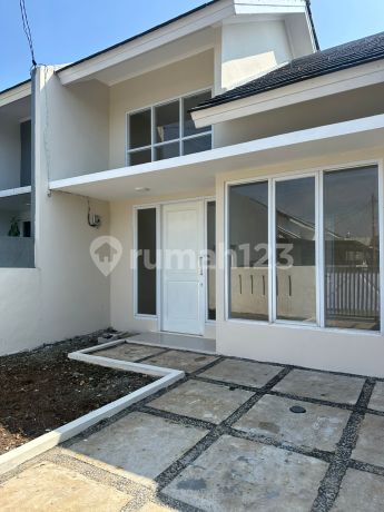 Rumah Baru Siap Huni di Pamulang Terrace. Pamulang Rumah Baru Siap Huni di Pamulang Terrace. Pamulang