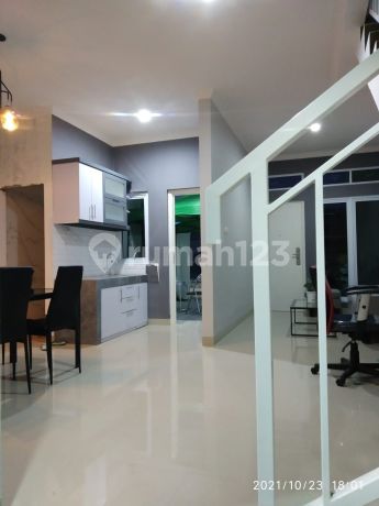 Rumah Mewah Modern 2 Lantai Di Jakarta Selatan Rumah Mewah Modern 2 Lantai Di Jakarta Selatan