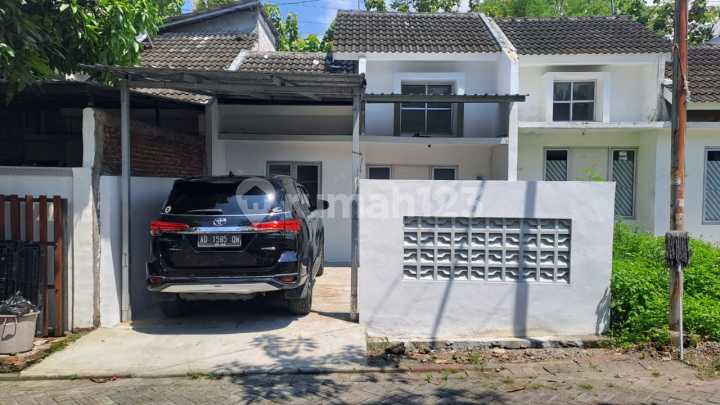 Dijual Rumah Jalan Lebar Di Bukit Kencana Jaya Meteseh Tembalang Dijual Rumah Jalan Lebar Di Bukit Kencana Jaya Meteseh Tembalang