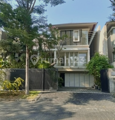 Rumah Megah dan Mewah Grand Peninsula Park Lokasi Sangat Strategis Dekat Gm dan Unair Rumah Megah dan Mewah Grand Peninsula Park Lokasi Sangat Strategis Dekat Gm dan Unair