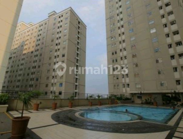 Apt ******** Di Apt ******** ********