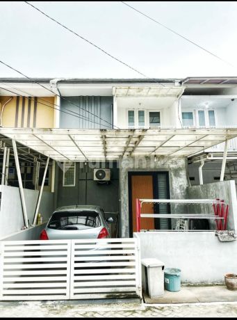 Ready-to-Live House in Duta Village Cluster, Ciledug, Tangerang