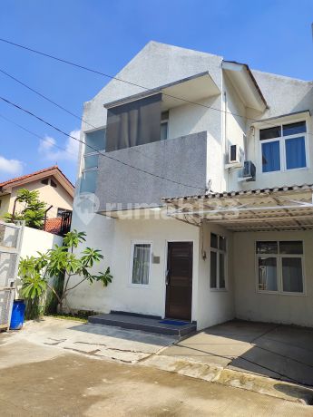 Quick Sale 2-Story House in Kopo Permai