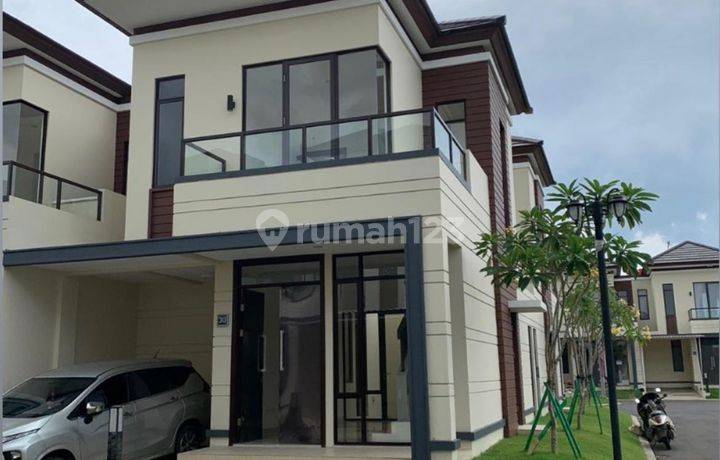 Dijual Cepat Rumah  di Lavon Swan City - Tangerang