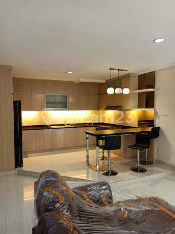 Rumah Green Court -Cengkareng