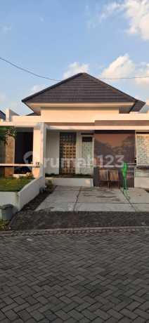 Siap Huni, Rumah Komplek Lokka Tirta Bsb Mijen Semarang Siap Huni, Rumah Komplek Lokka Tirta Bsb Mijen Semarang