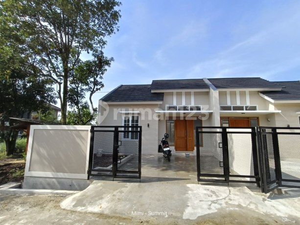 New Ready-to-Occupy House in Sukaasih Taruna Sukup Complex, Sindanglaya Ujung Berung