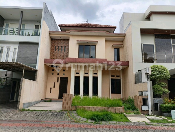 Jual Rumah Kertajaya Indah Regency