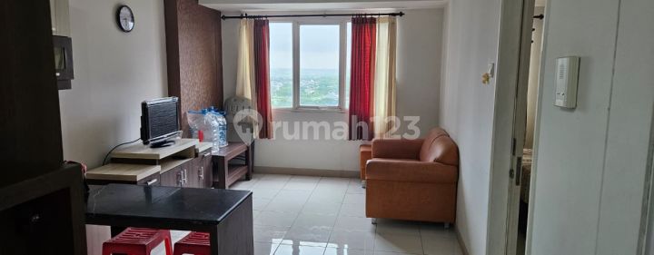 Apartemen Uc Lantai 21 Tower Berkeley, Citraland - Golf View