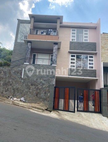 Dijual Cepat Rumah Mainroad Di Komplek Dago Pandawa Dijual Cepat Rumah Mainroad Di Komplek Dago Pandawa