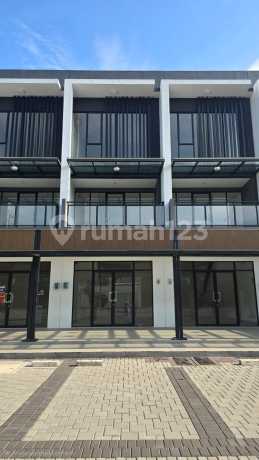 Ruko Hampton Avenue Luas (4.5x12) Lb 119 (3 Lantai) Kmr Mandi 3 >>sdh Ada Cctv, Solar Panel Dan Ac