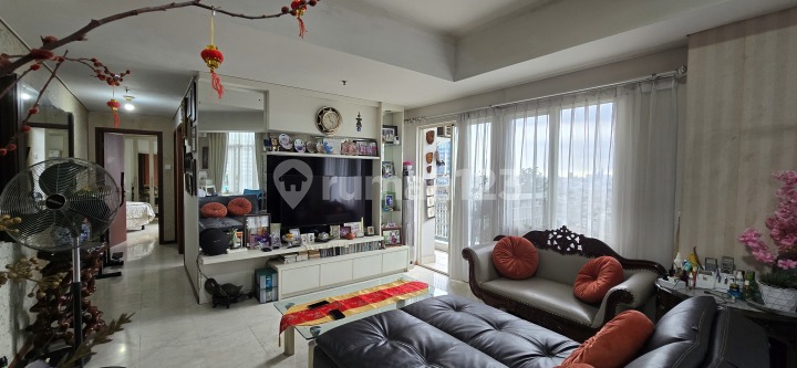 Wow, This Apartment is Super Cool! :Heart_eyes: Royal Mediterania Garden Residence is indeed the right choice for those looking for a strategic place to live in West Jakarta. Details of the 2+1 bedroom, 2 bathroom apartment - Gross area 90.18 M² - Lavender Tower, La Wow, This Apartment is Super Cool! :Heart_eyes: Royal Mediterania Garden Residence is indeed the right choice for those looking for a strategic place to live in West Jakarta. Details of the 2+1 bedroom, 2 bathroom apartment - Gross area 90.18 M² - Lavender Tower, La