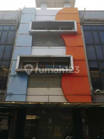 Ruko Kedoya Center Jl. Raya Perjuangan, Jakarta Barat