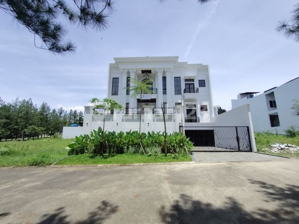 Jual Rumah Klasik Baru Siap Huni Di Cluster Sierra Madre Sentul City Bogor
