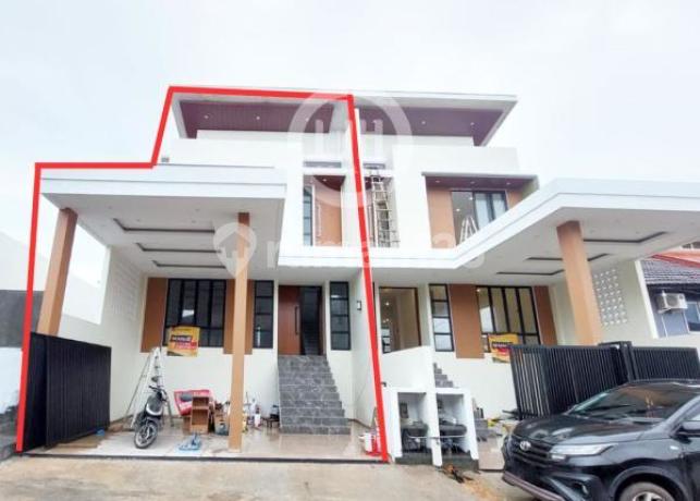 Dijual Rumah di Pine Garden Tiban