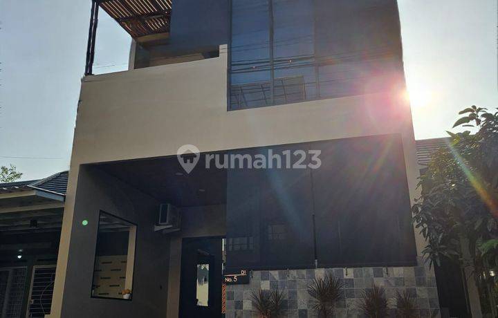 DIJUAL RUMAH LUX MINIMALIS DI KAMAYANGAN RESIDENCE CISARANTEN