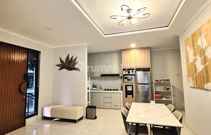 Rumah Harga Murah Full Furnish 2 Lantai di Emerald Townhouse FM-15887