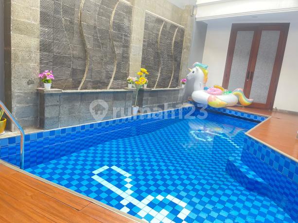 Jual Rumah Mewah dengan Kolam Renang di Taman Puri Bintaro Fn-16602
