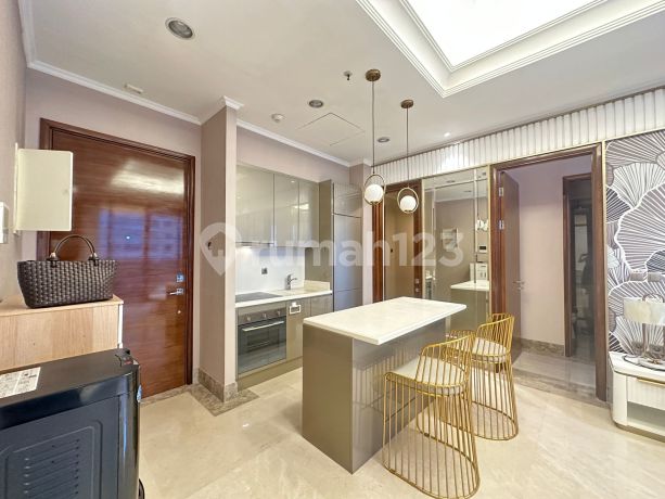 Apartment District 8 Senopati 2 Bedroom Full furnished ready move in 