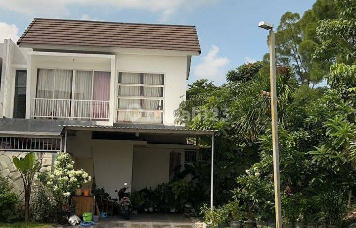 Rumah Dengan Kolam Renang Di Forest Mansion Surabaya Barat
