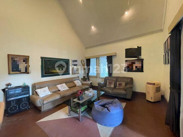 Jual Rumah Klasik Heritage C Jl Pangeran Cornel / Pasupati